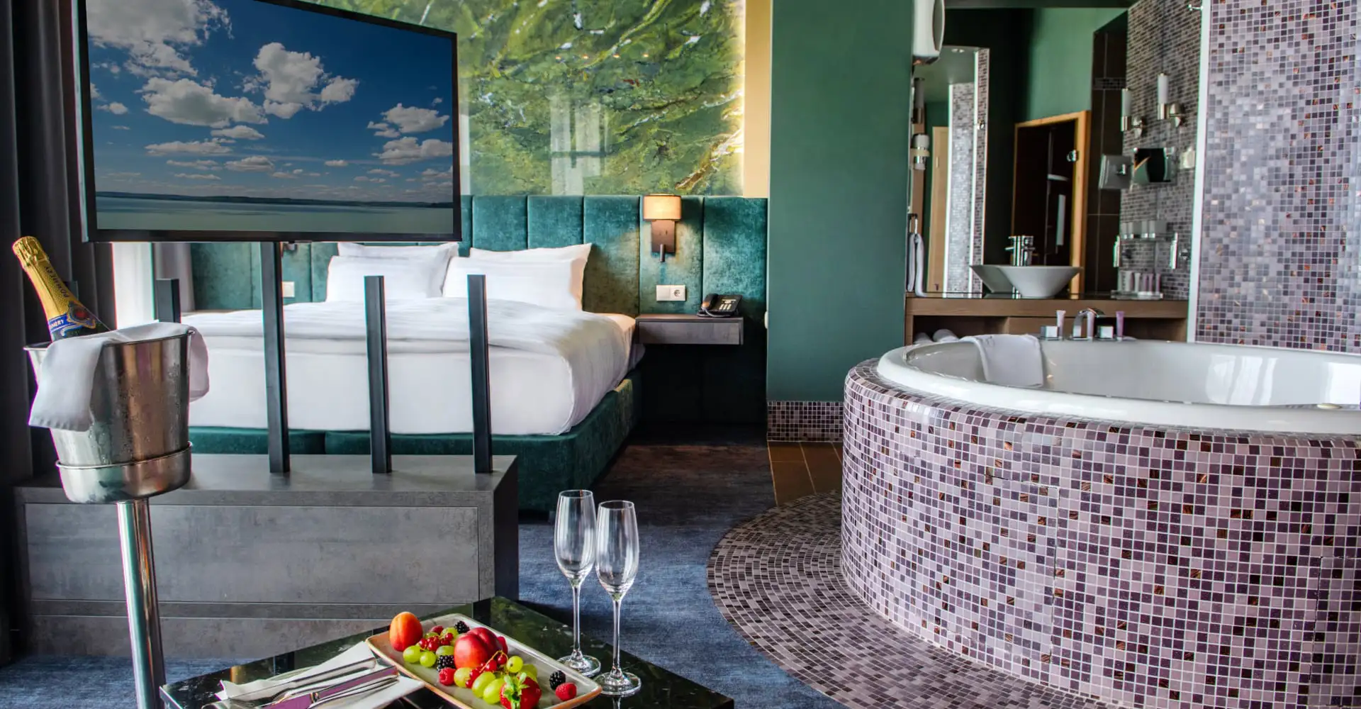 hotel-azur-premium-4-2024-04.webp